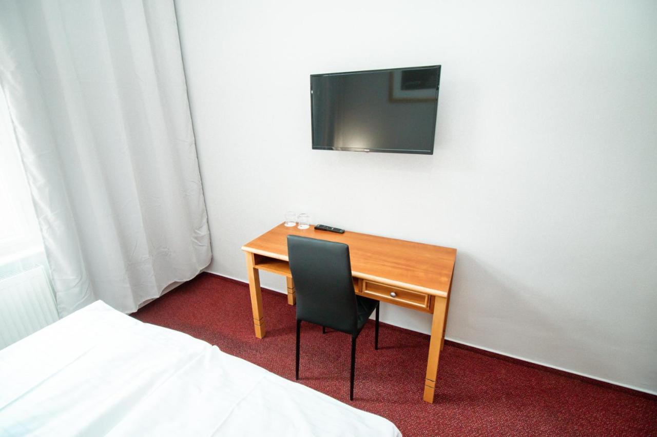 Hotel Brixen Prague Exterior photo