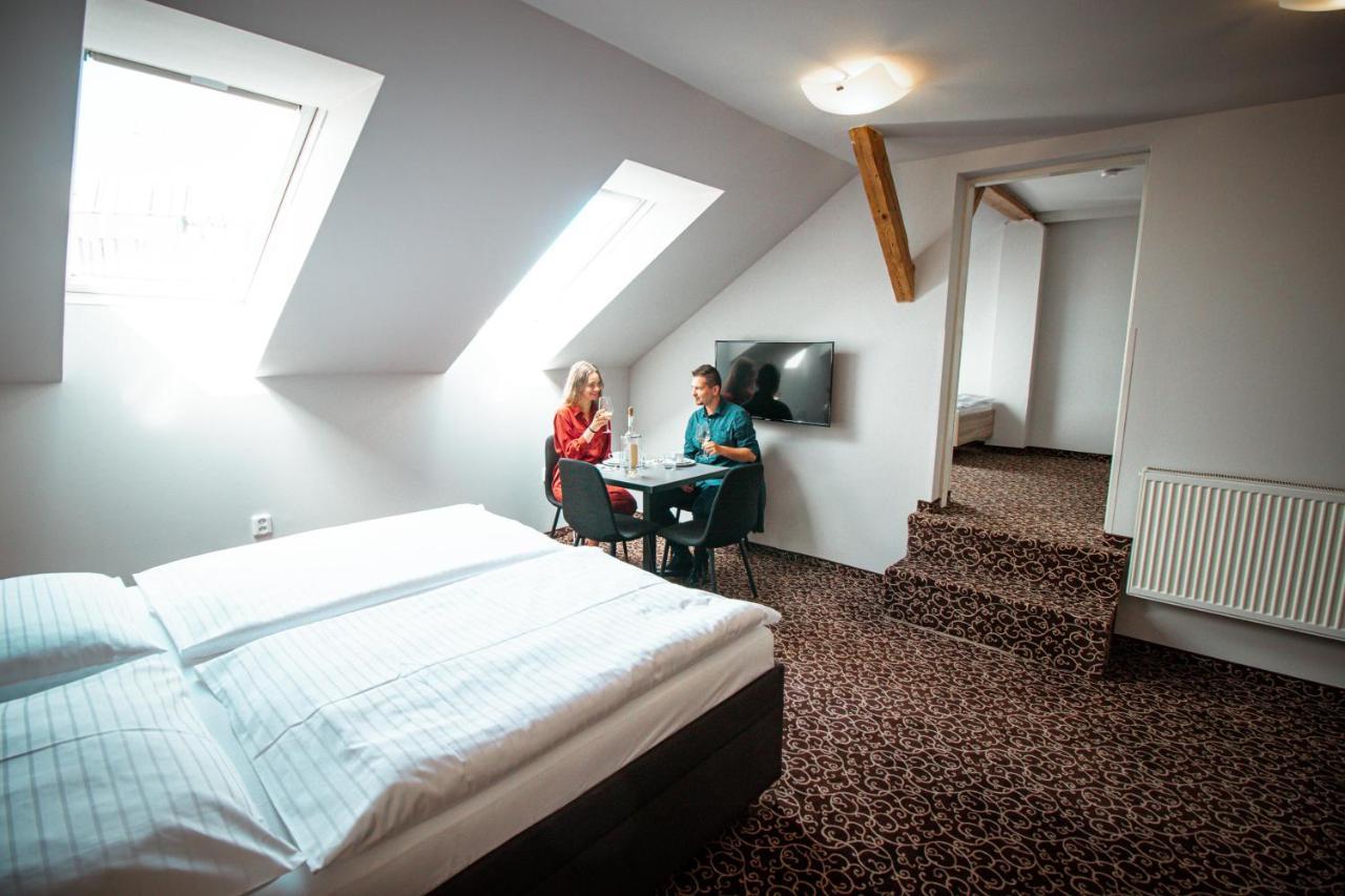 Hotel Brixen Prague Exterior photo