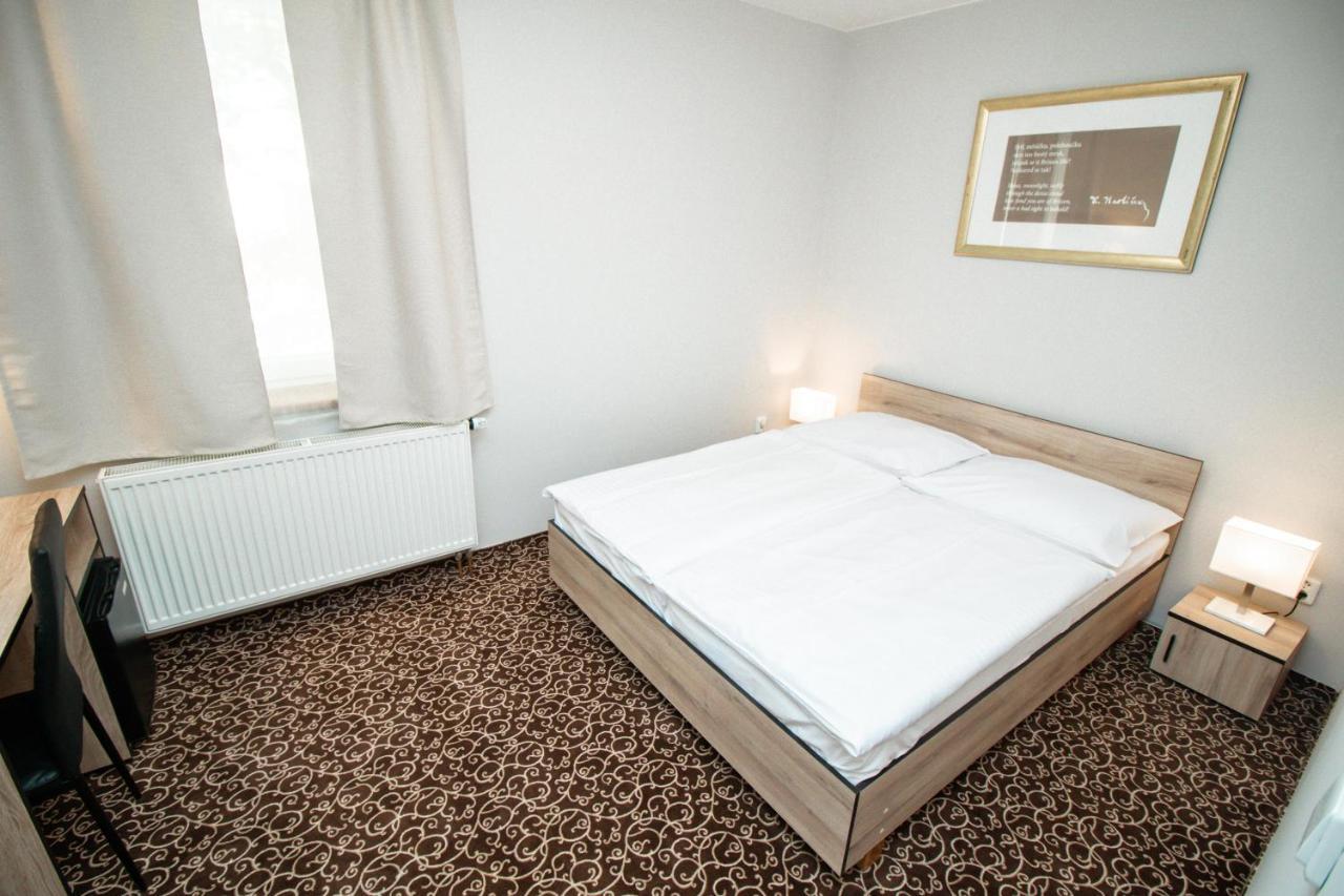 Hotel Brixen Prague Exterior photo