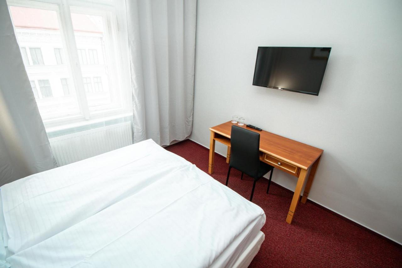 Hotel Brixen Prague Exterior photo