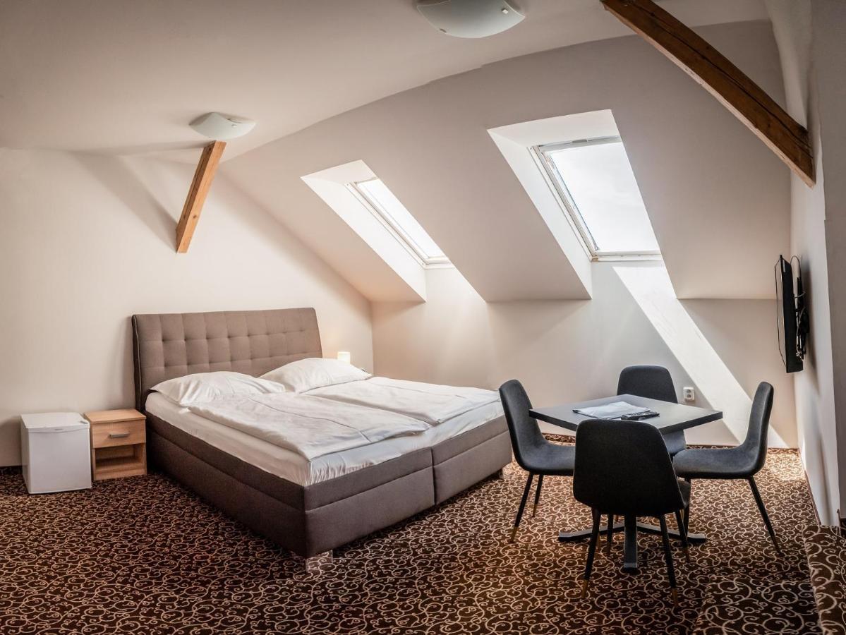 Hotel Brixen Prague Exterior photo