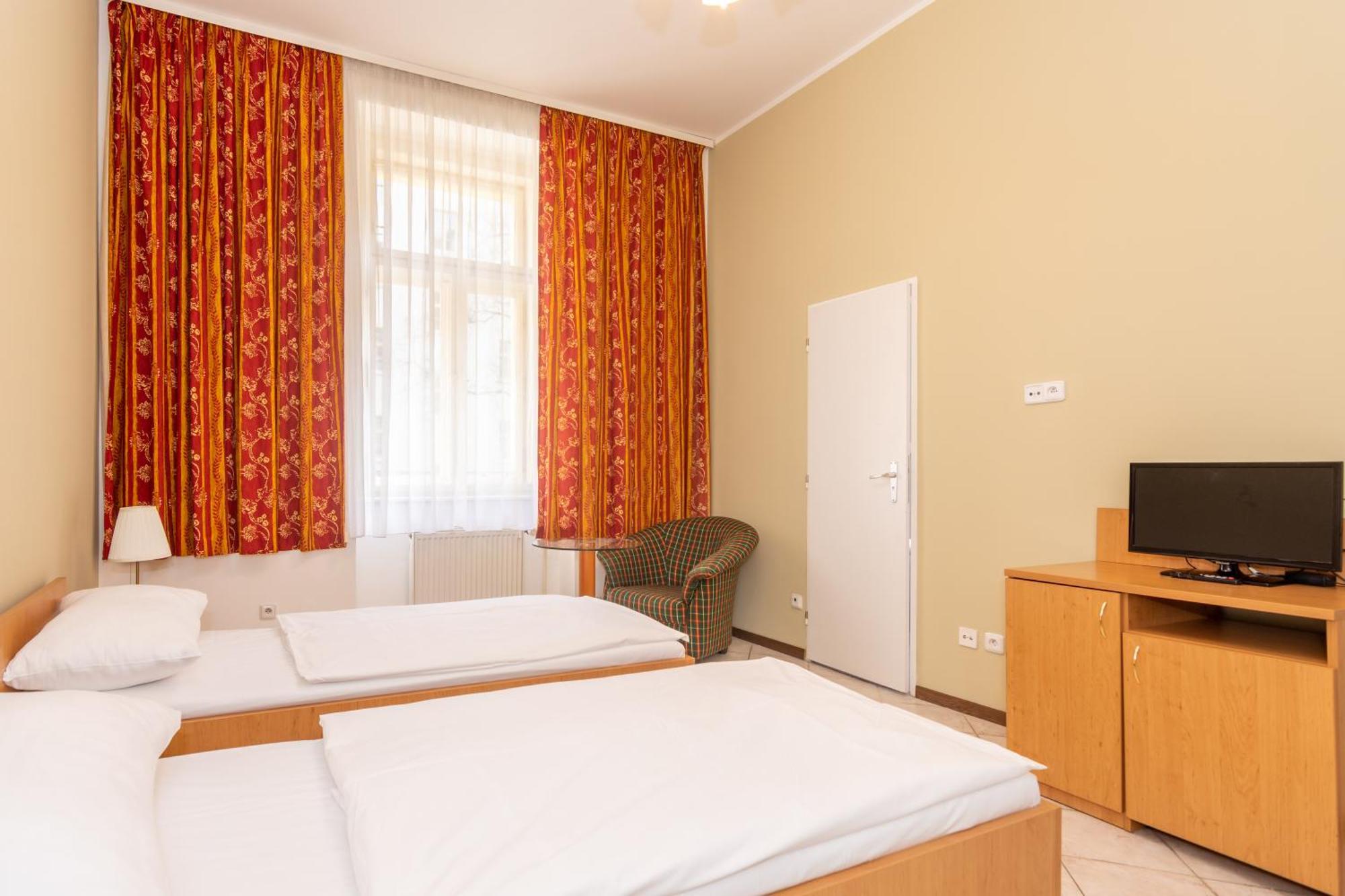 Hotel Brixen Prague Exterior photo
